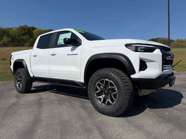 New 2026 Chevrolet Colorado ZR2 w/ Technology Package image 4