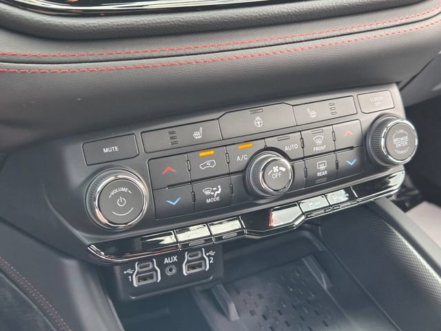 New 2026 Dodge Durango GT w/ Blacktop Package AWD/4WD image 23