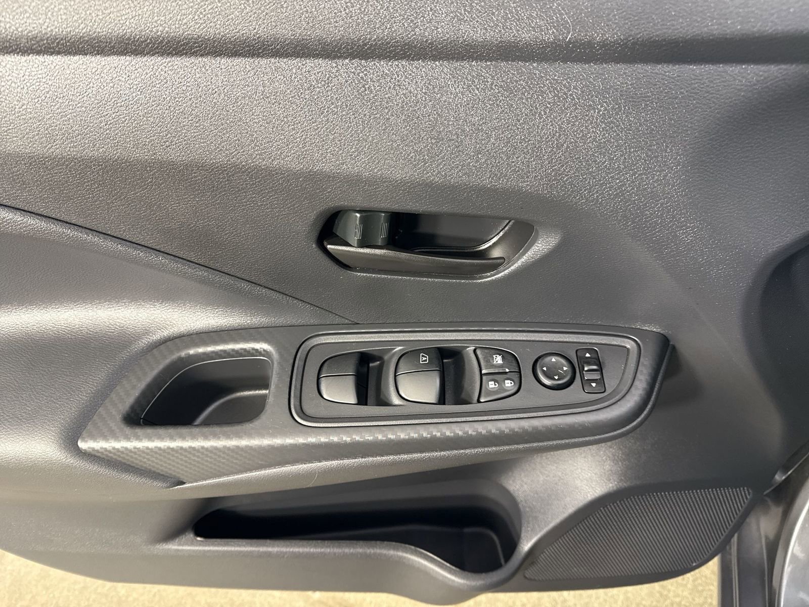 Certified 2025 Nissan Versa S w/ Trunk Package image 21