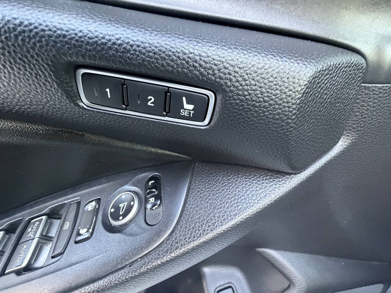 Used 2021 Honda Accord EX-L image 14