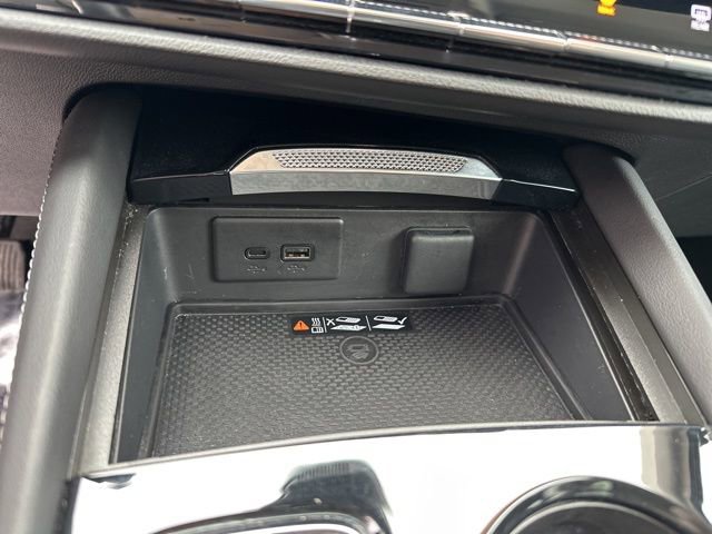 Used 2025 Buick Envision Preferred image 26