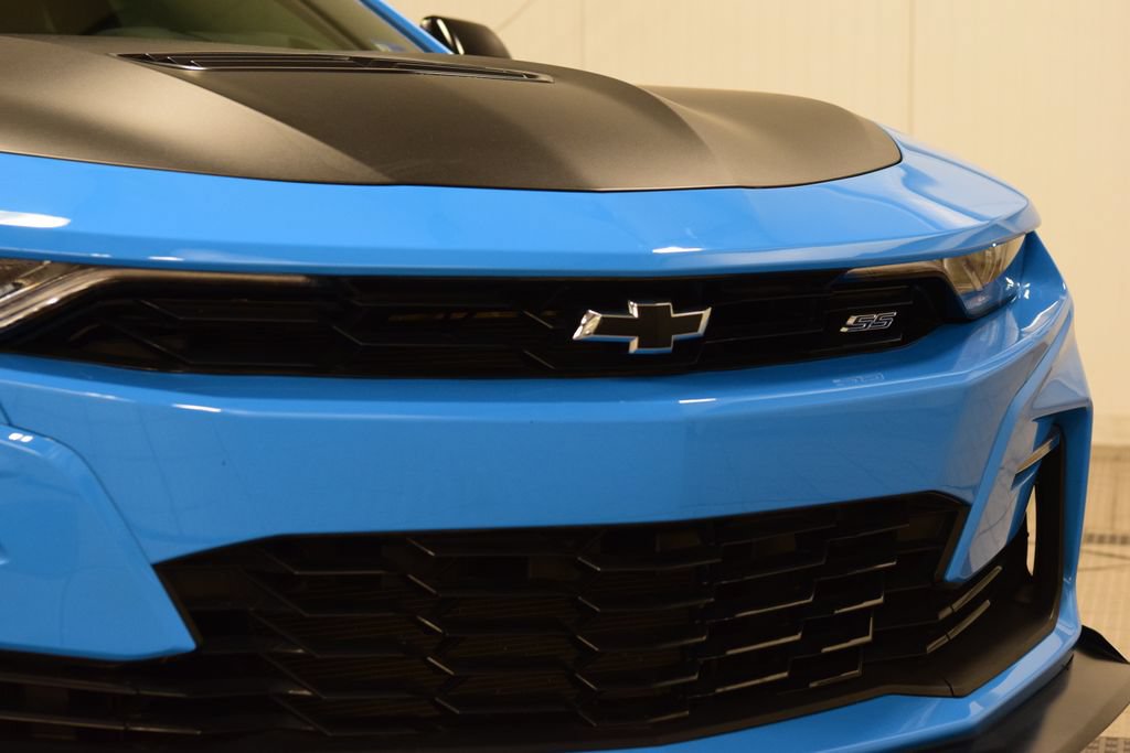 Used 2023 Chevrolet Camaro SS RWD image 12