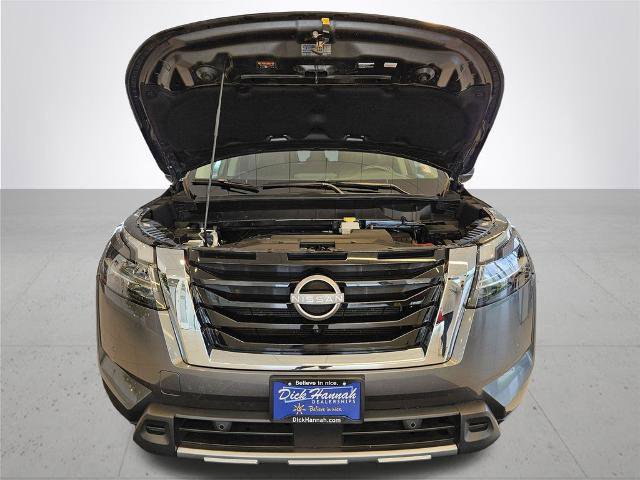 Certified 2023 Nissan Pathfinder SL image 5