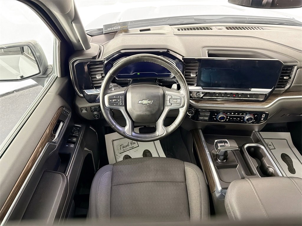 Used 2024 Chevrolet Silverado 1500 RST image 19