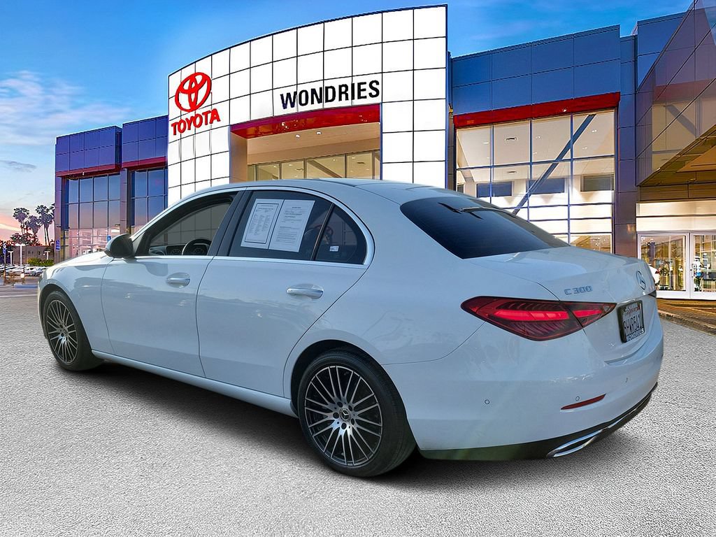 Used 2023 Mercedes-Benz C 300 Sedan image 3
