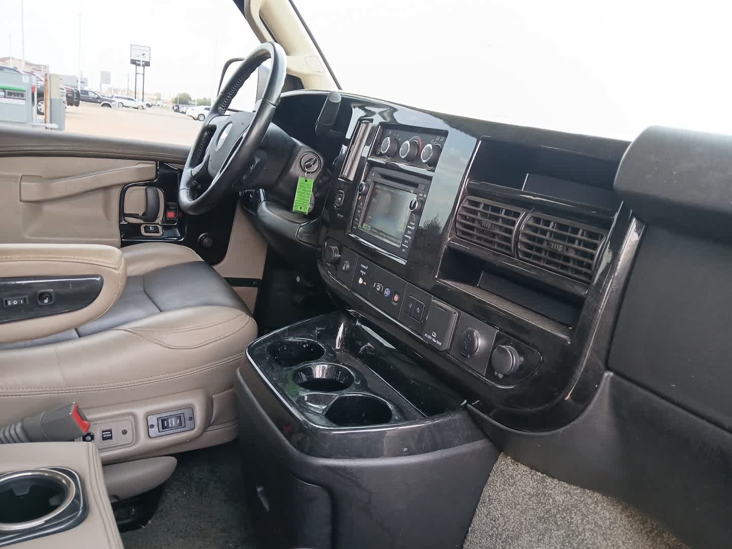 Used 2021 Chevrolet Express 2500 w/ Enhanced Convenience Package RWD image 52
