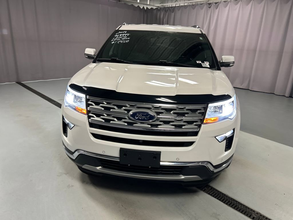 Used 2019 Ford Explorer Limited w/ Class III Trailer Tow Package FWD image 2
