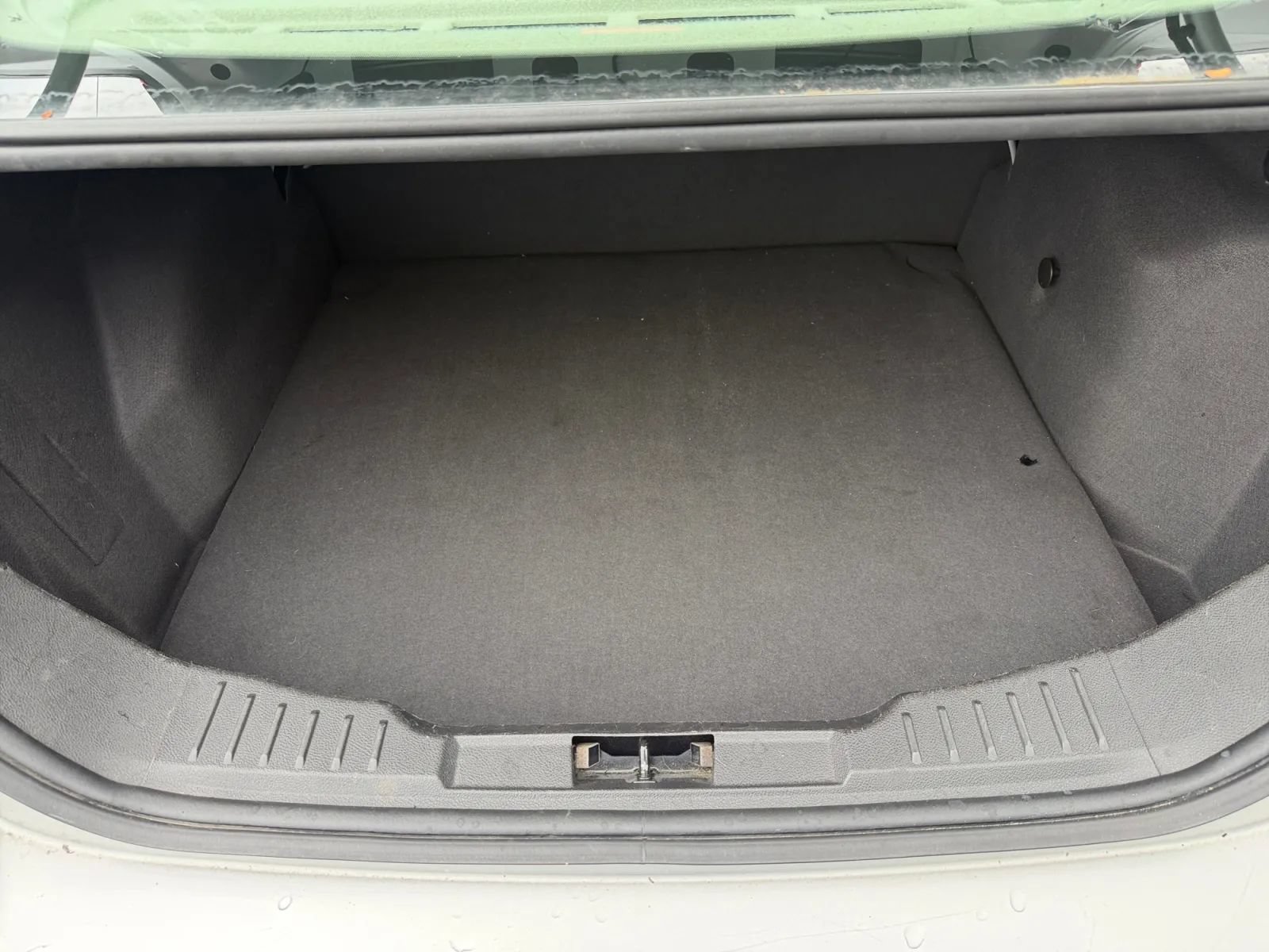 Used 2014 Ford Focus SE FWD image 19