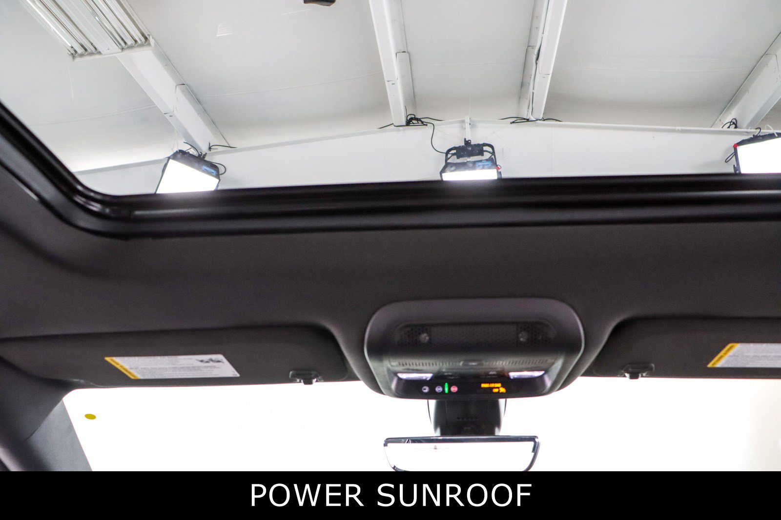 Used 2022 Cadillac XT6 Premium Luxury image 21