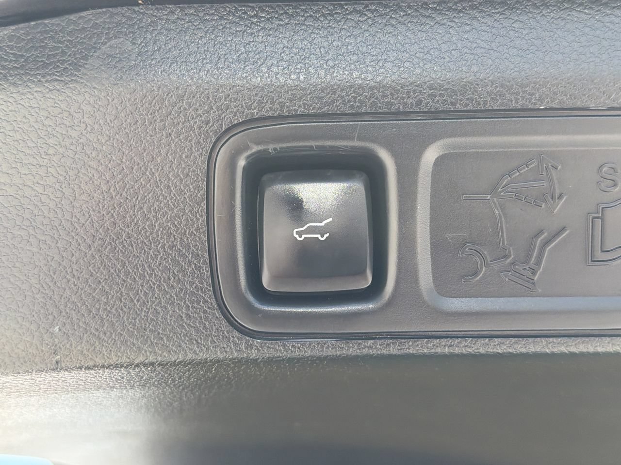 Used 2021 Ford Expedition Max Platinum AWD/4WD image 9