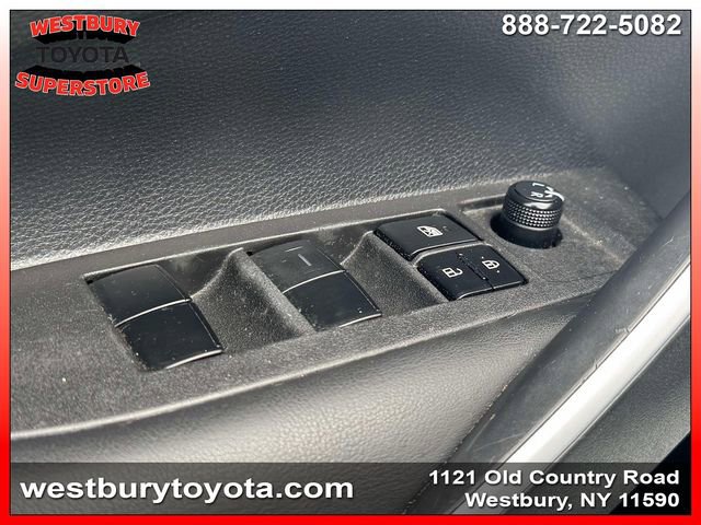 Used 2021 Toyota Corolla SE FWD image 20