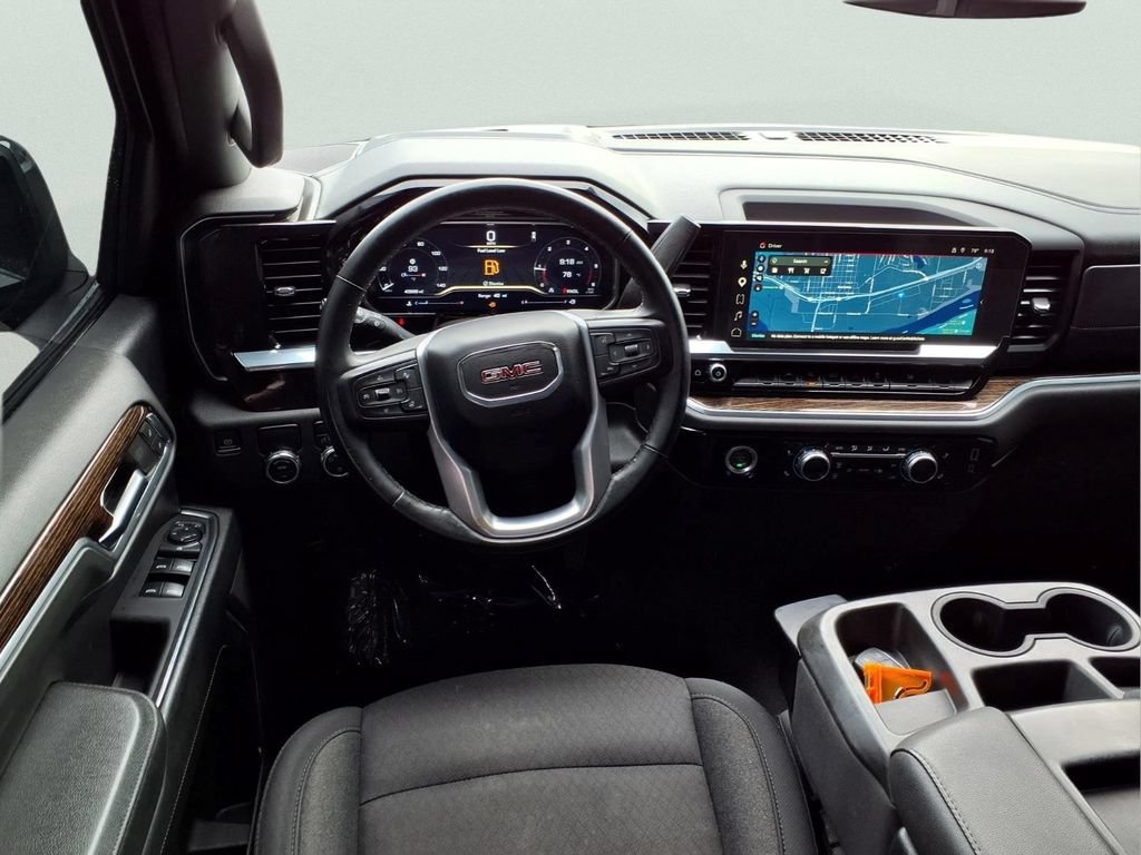 Used 2023 GMC Sierra 1500 SLE RWD image 9