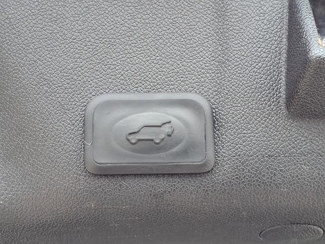 Used 2012 GMC Acadia Denali AWD/4WD image 14