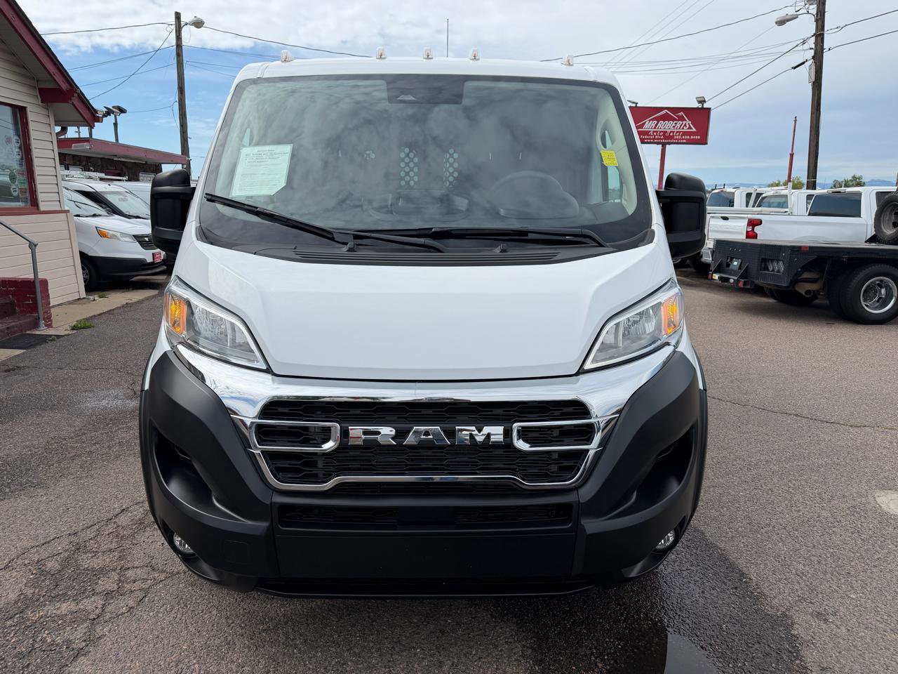 Used 2025 RAM ProMaster 2500 w/ U-Haul Equipment Group FWD image 3