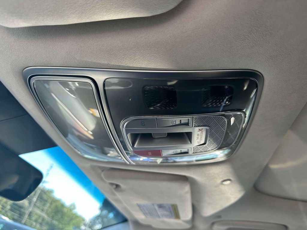 New 2025 Genesis Electrified GV70 w/ Prestige Package AWD/4WD image 26