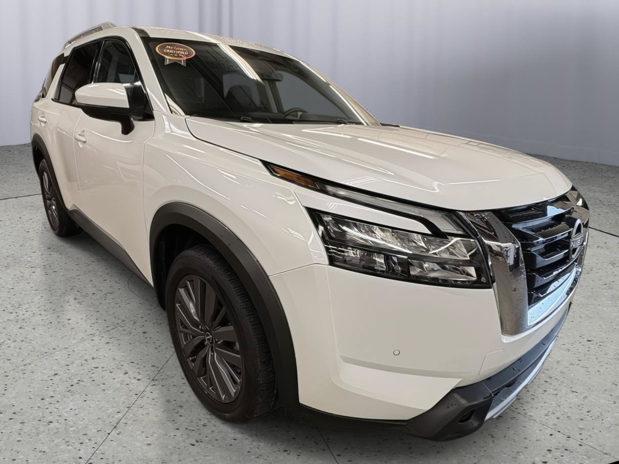 Used 2025 Nissan Pathfinder SL w/ SL Premium Package AWD/4WD image 7