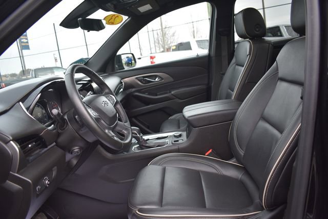 Certified 2023 Chevrolet Traverse Premier w/ Redline Edition image 29