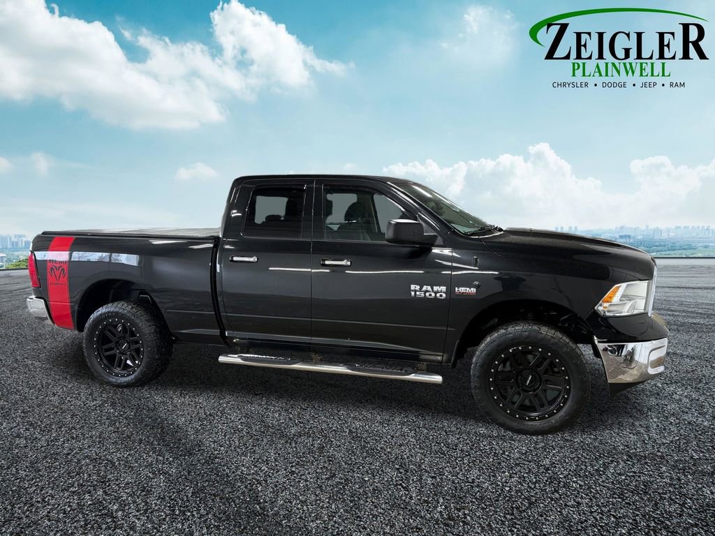 Used 2018 RAM 1500 Classic SLT image 14