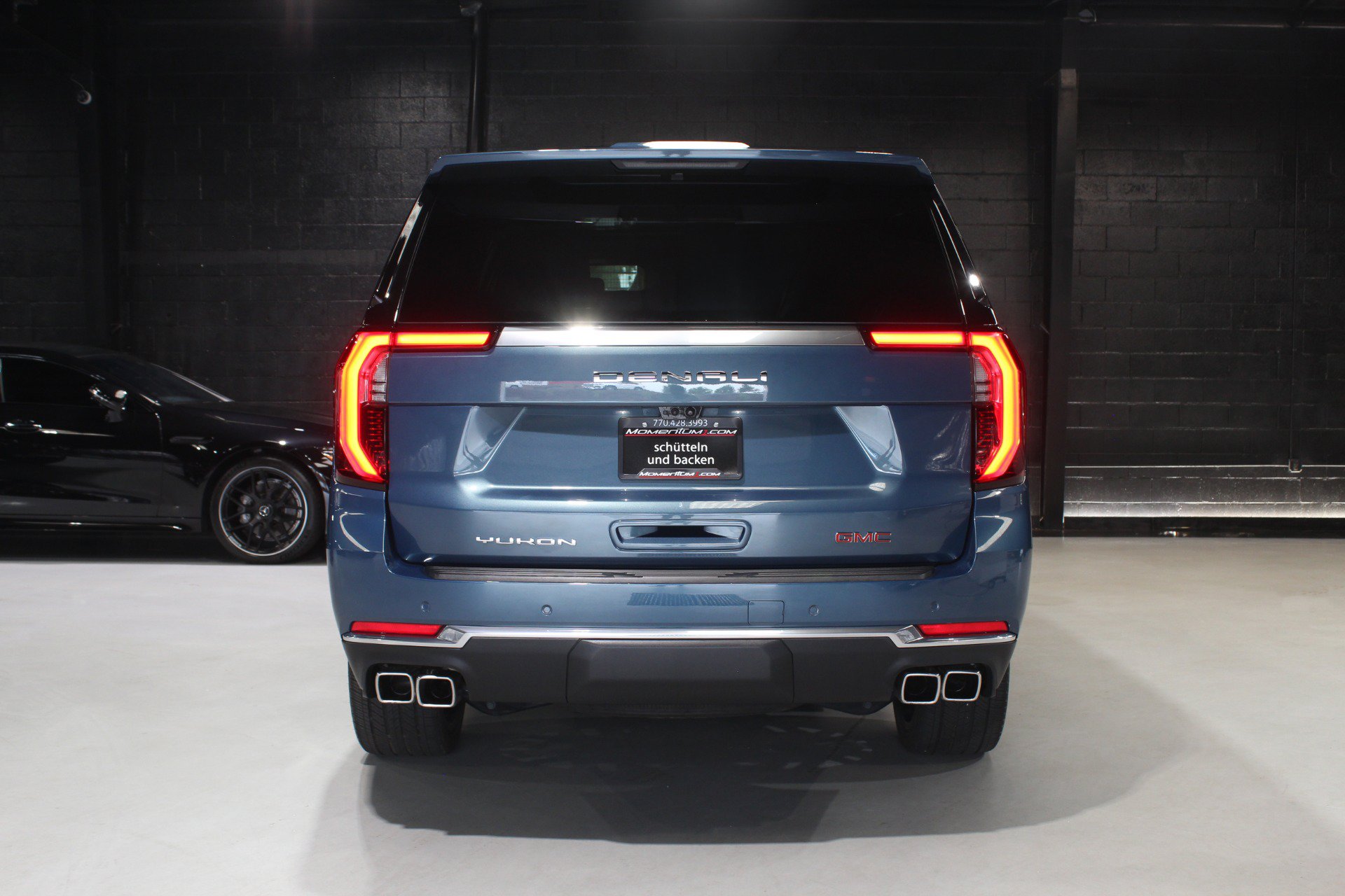 Used 2025 GMC Yukon Denali w/ Denali Reserve Package AWD/4WD image 16