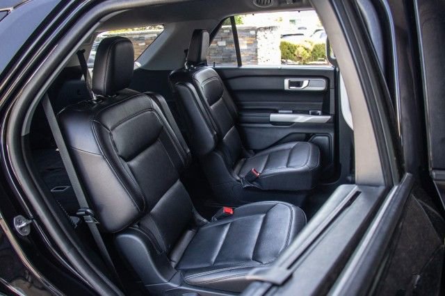 Used 2023 Ford Explorer Limited w/ Equipment Group 301A image 23