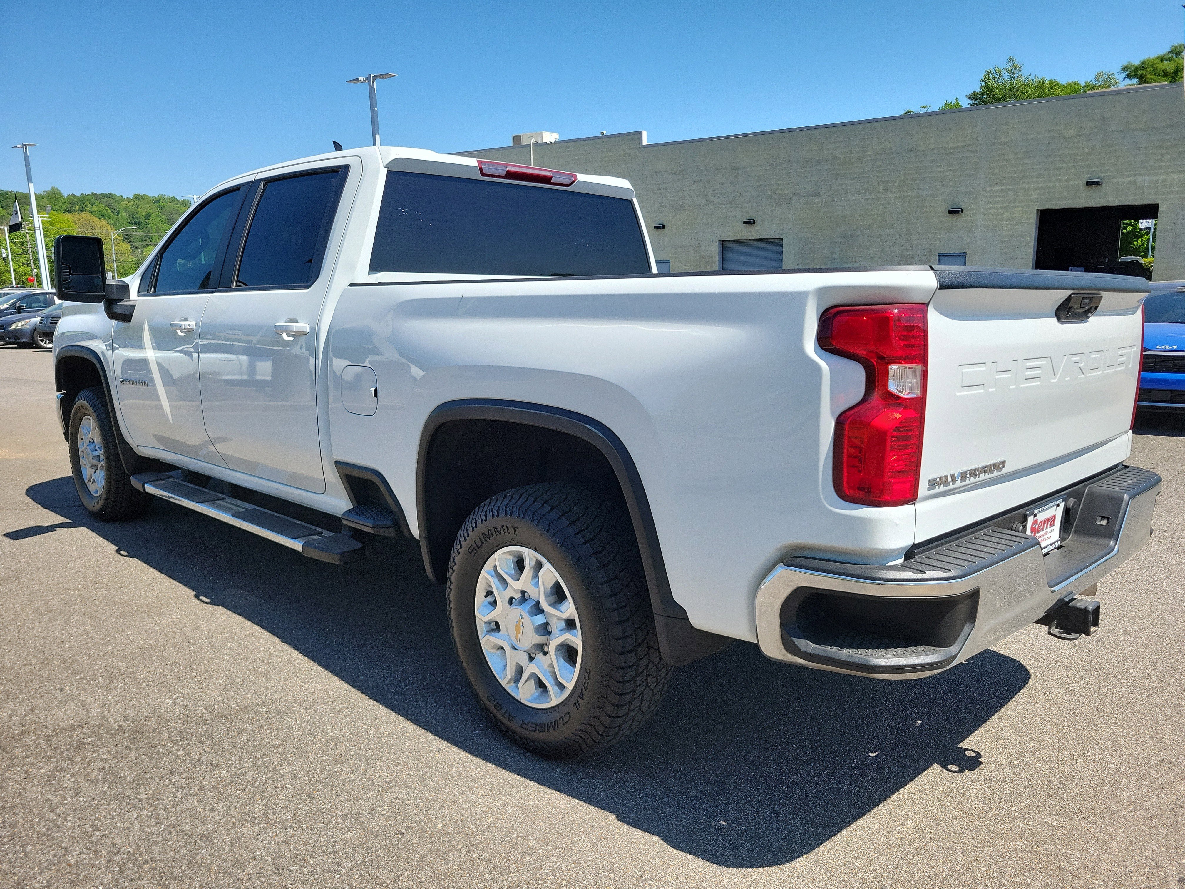 Used 2024 Chevrolet Silverado 2500 LT AWD/4WD image 24
