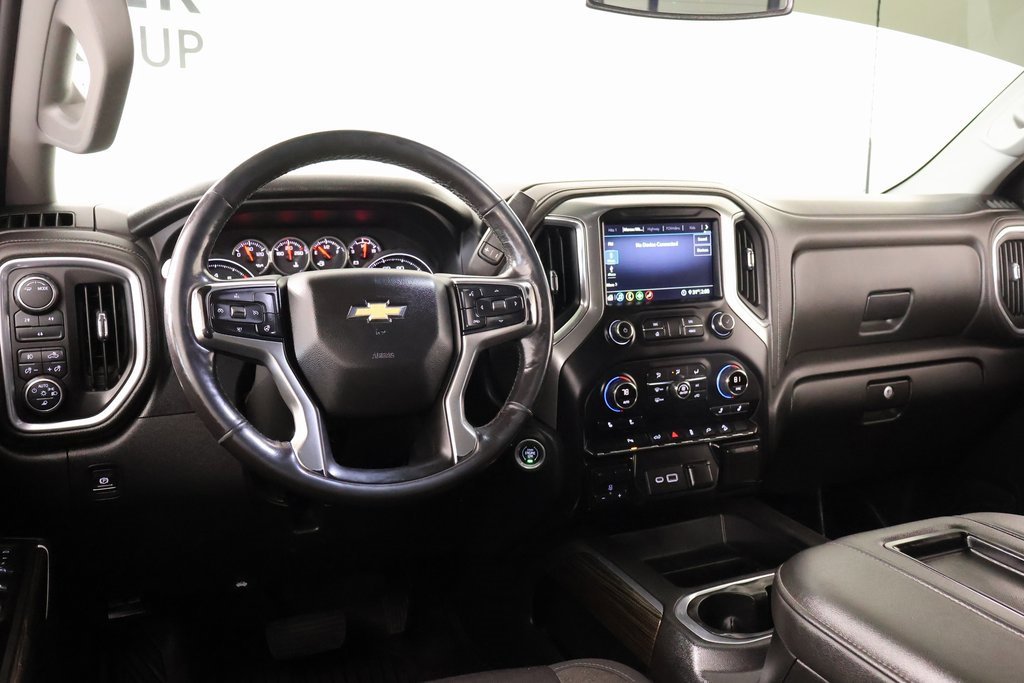 Used 2020 Chevrolet Silverado 2500 LT w/ Texas Edition image 2
