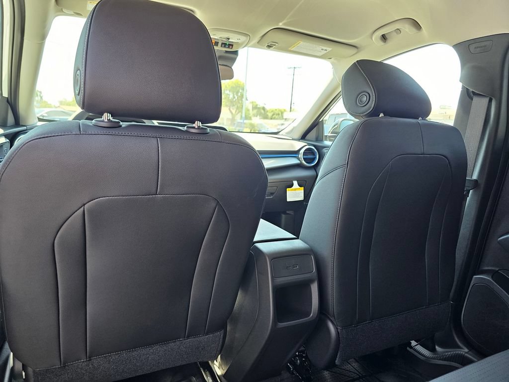 New 2026 Chevrolet Trax LT w/ Driver Confidence Package FWD image 17