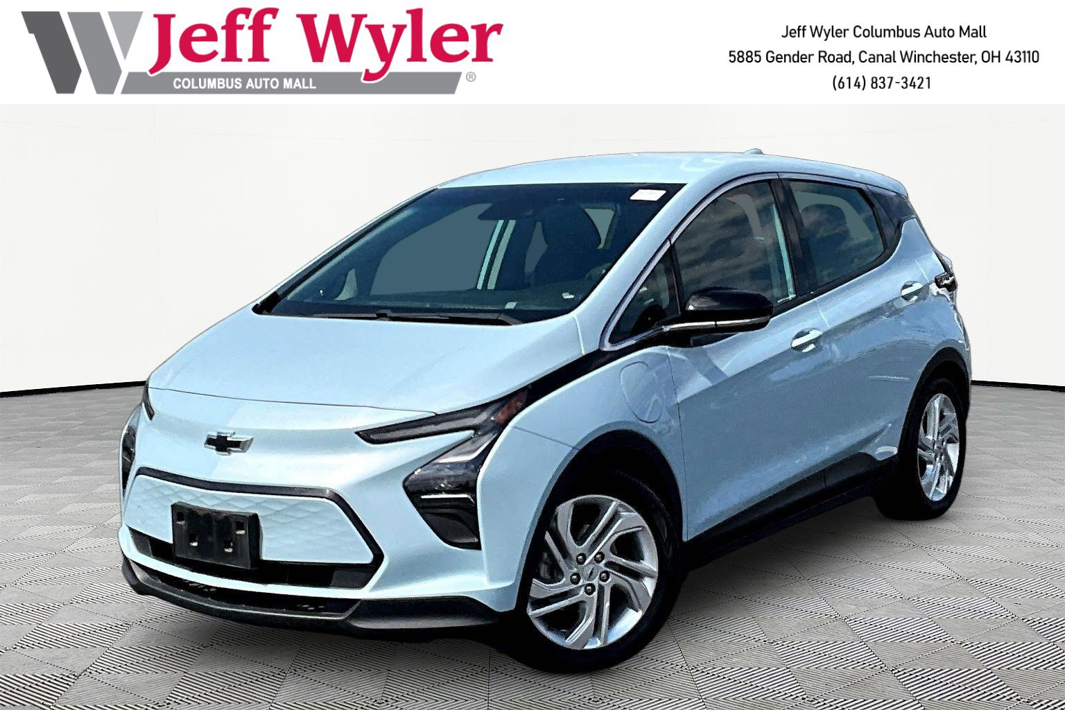 Used 2022 Chevrolet Bolt LT FWD image 1