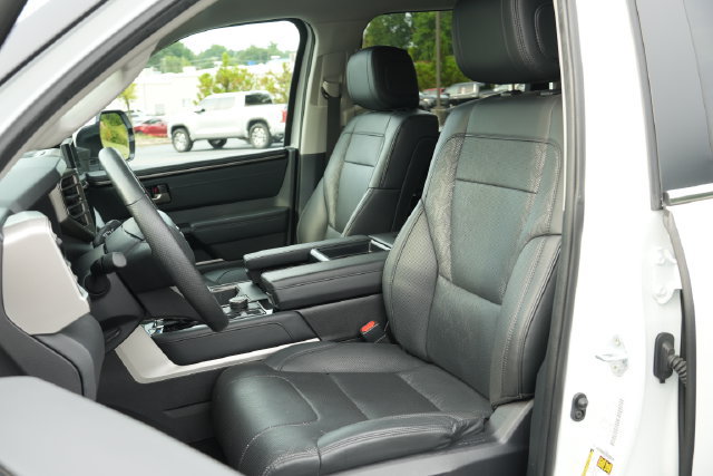Used 2024 Toyota Tundra Limited AWD/4WD image 22