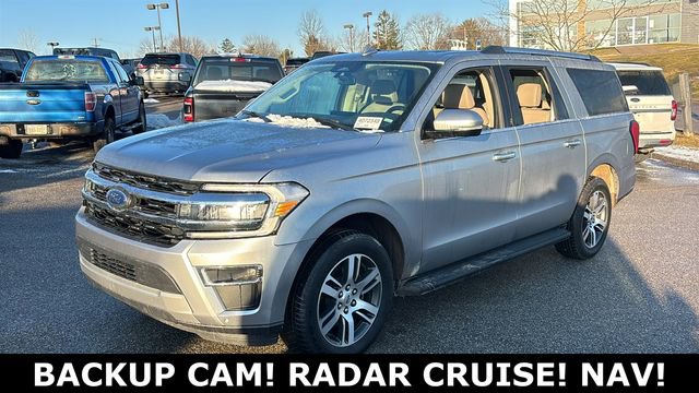 Used 2024 Ford Expedition Max Limited AWD/4WD image 3