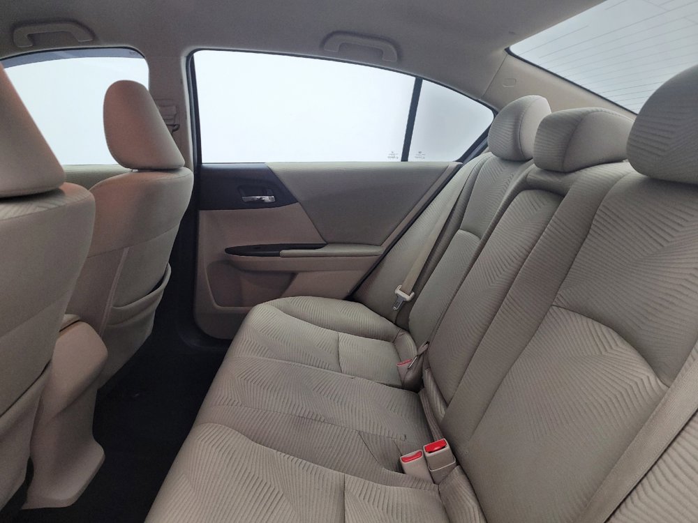 Used 2016 Honda Accord LX image 18