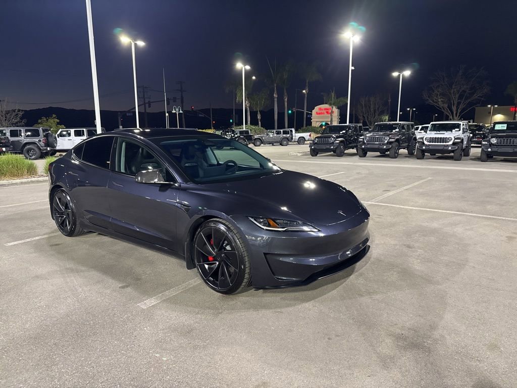 Used 2024 Tesla Model 3 Performance image 2