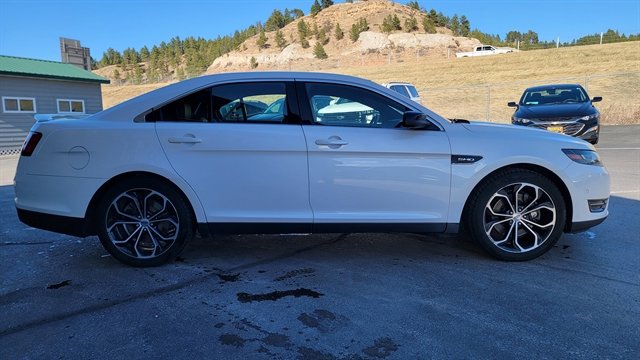 Used 2016 Ford Taurus SHO w/ Equipment Group 401A image 5