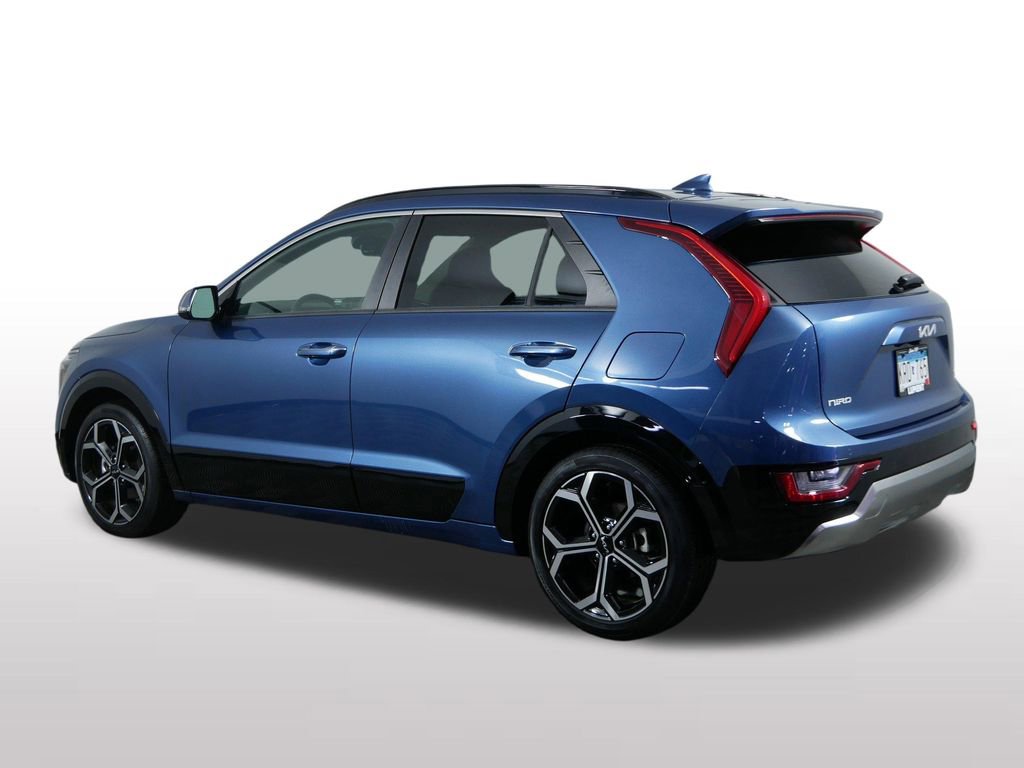 Certified 2023 Kia Niro SX Touring image 7