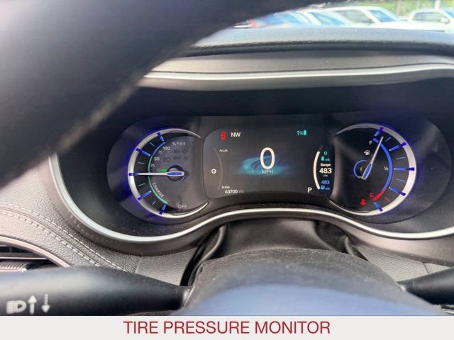 Used 2024 Chrysler Pacifica Limited FWD image 10