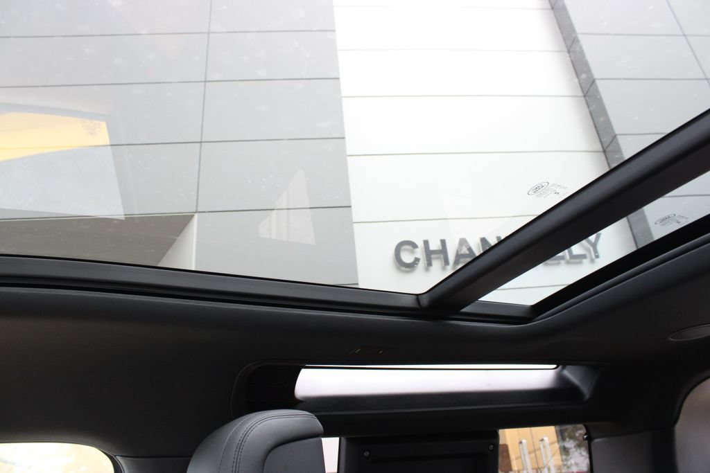 Used 2023 Land Rover Defender 90 X AWD/4WD image 23