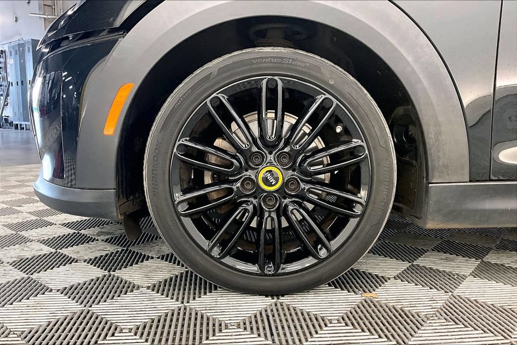 Used 2024 MINI Cooper SE FWD image 8