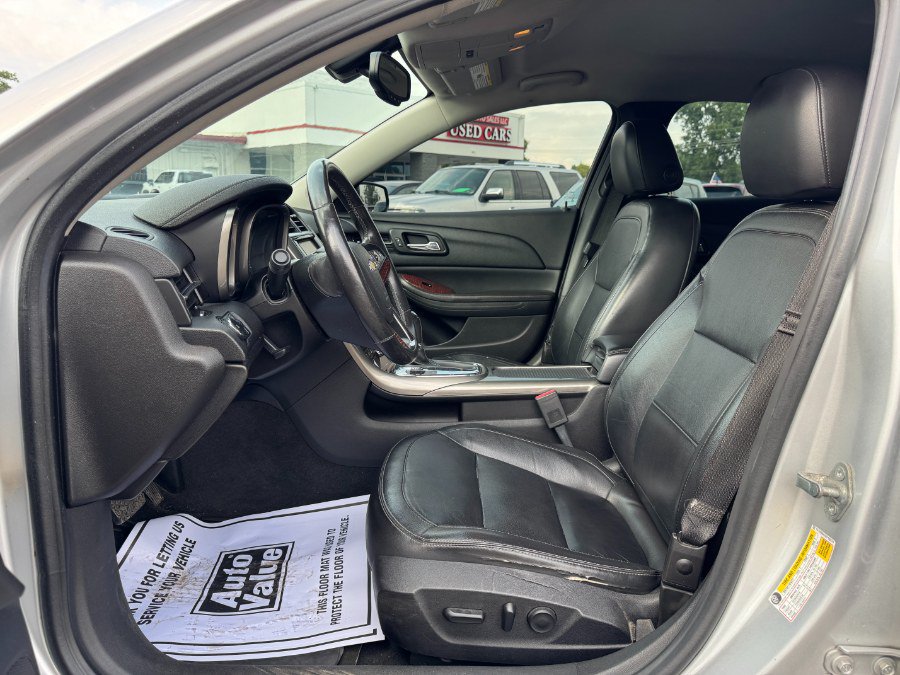 Used 2013 Chevrolet Malibu LTZ FWD image 15