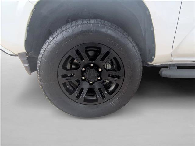 Used 2019 Toyota Tacoma SR w/ SR Convenience Package RWD image 21