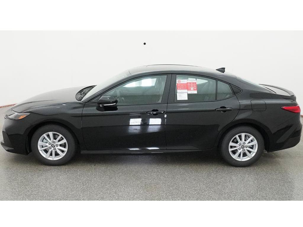 New 2026 Toyota Camry LE w/ Convenience Package FWD image 4