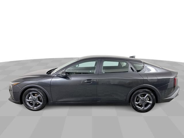 Used 2026 Kia K4 FWD image 5
