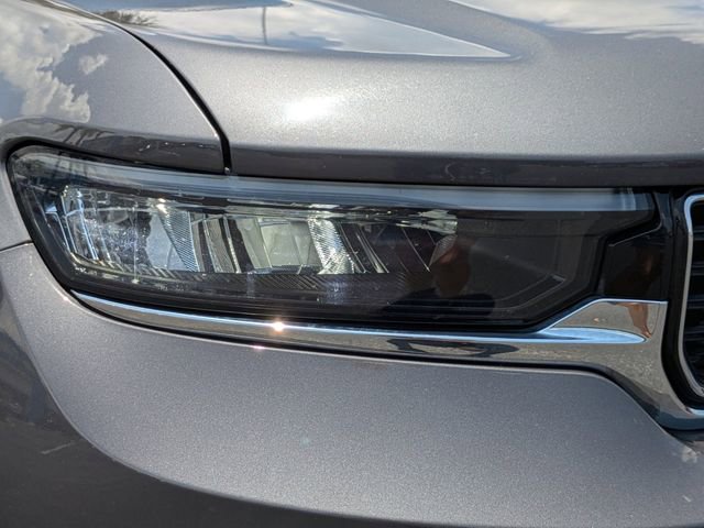 Used 2023 Jeep Grand Cherokee L Limited image 9