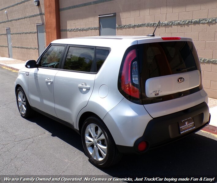 Used 2015 Kia Soul + FWD image 6