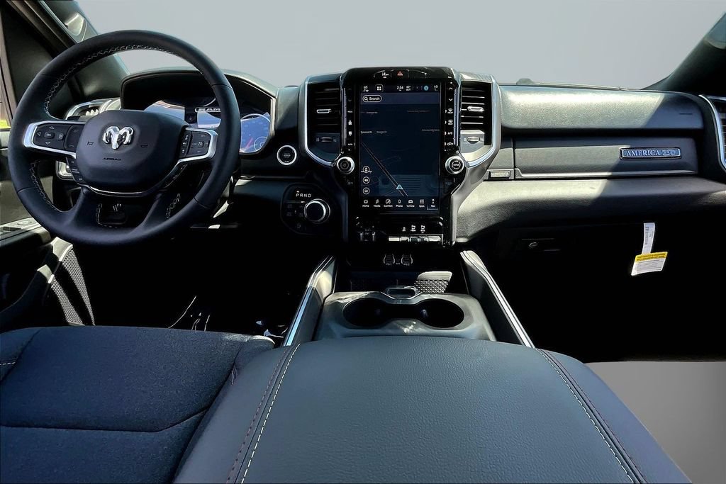 New 2026 RAM 1500 Big Horn AWD/4WD image 5