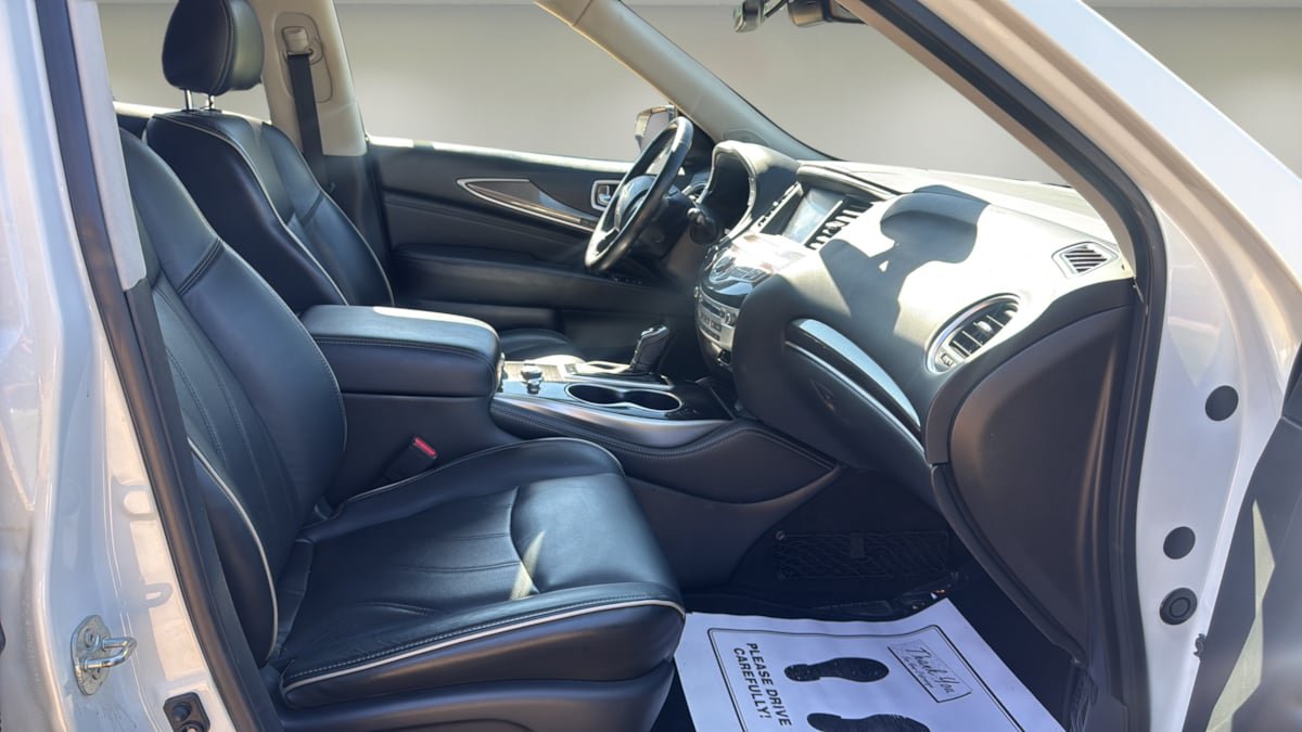 Used 2019 INFINITI QX60 Luxe w/ Essential Package AWD/4WD image 9