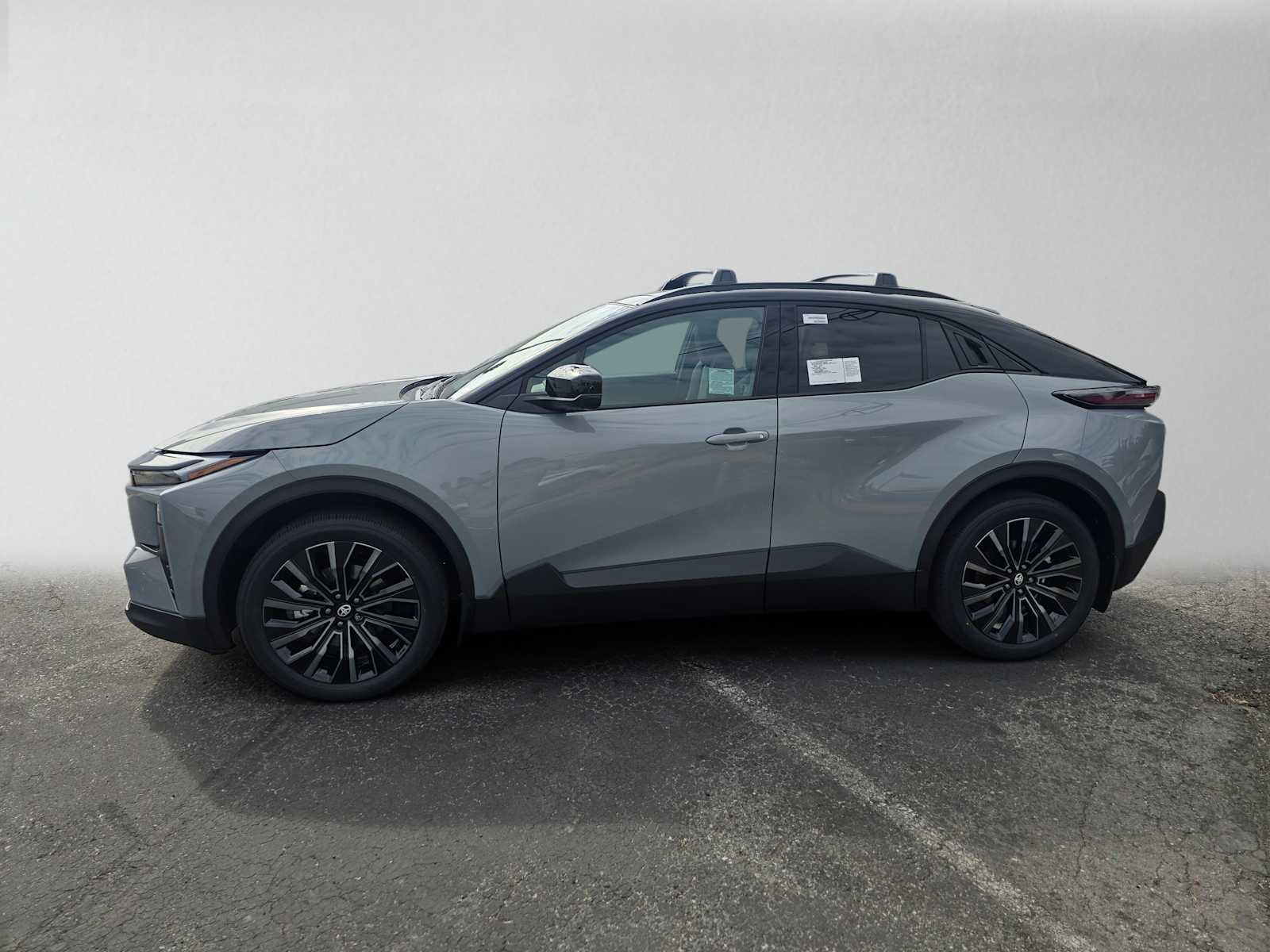 New 2026 Toyota C-HR AWD/4WD image 6