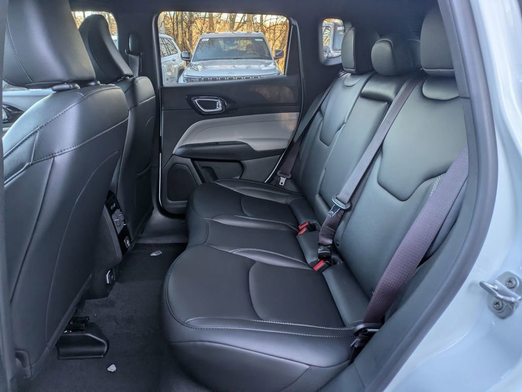 New 2026 Jeep Compass Limited AWD/4WD image 23