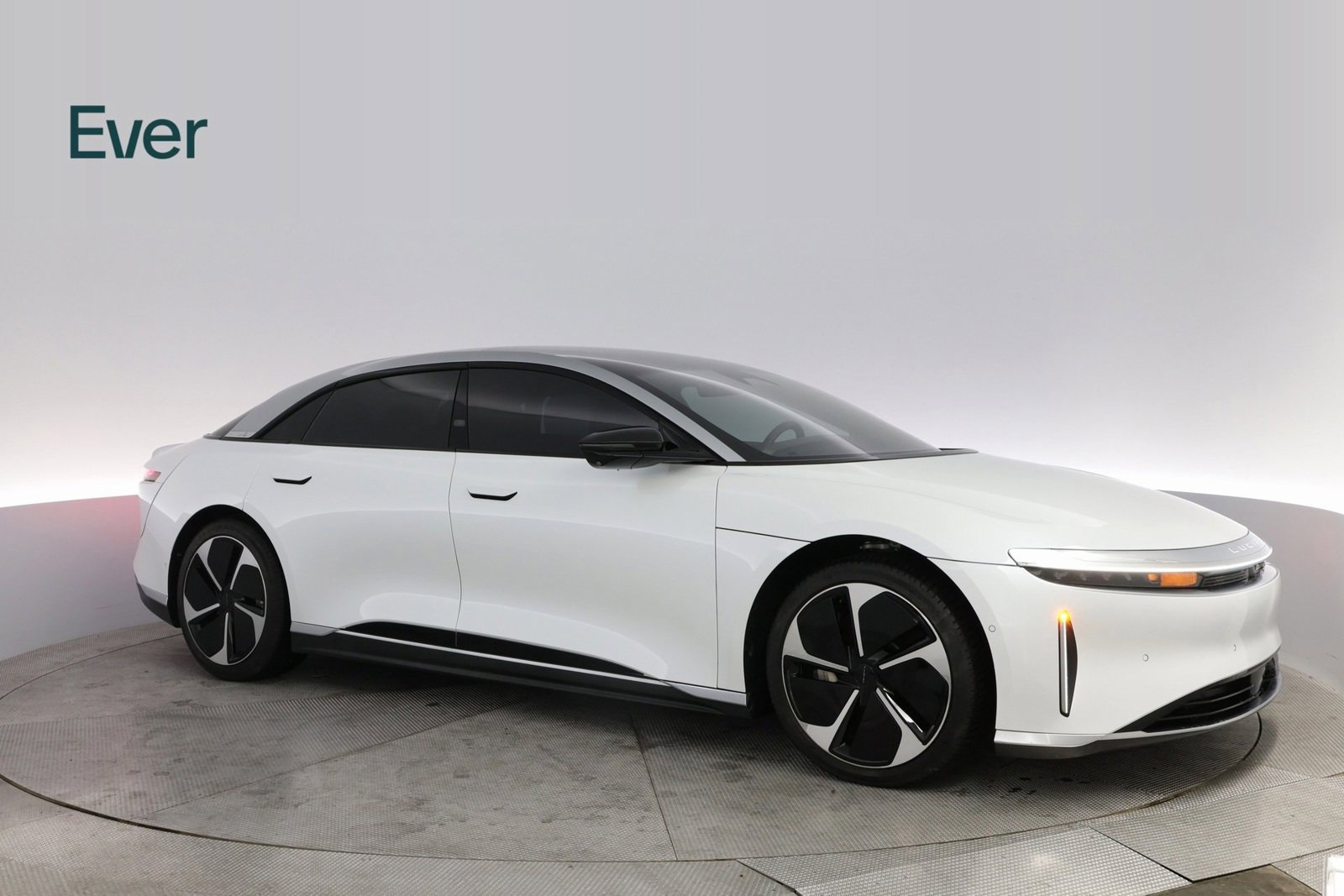 Used 2024 Lucid Air Touring image 5