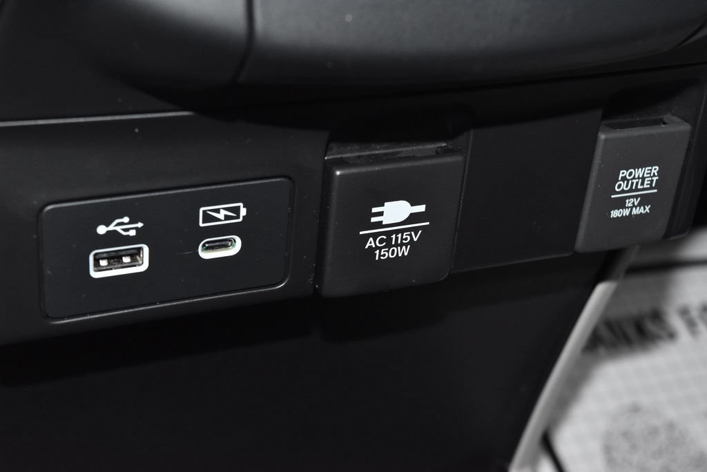 Used 2026 Honda Odyssey Touring image 14
