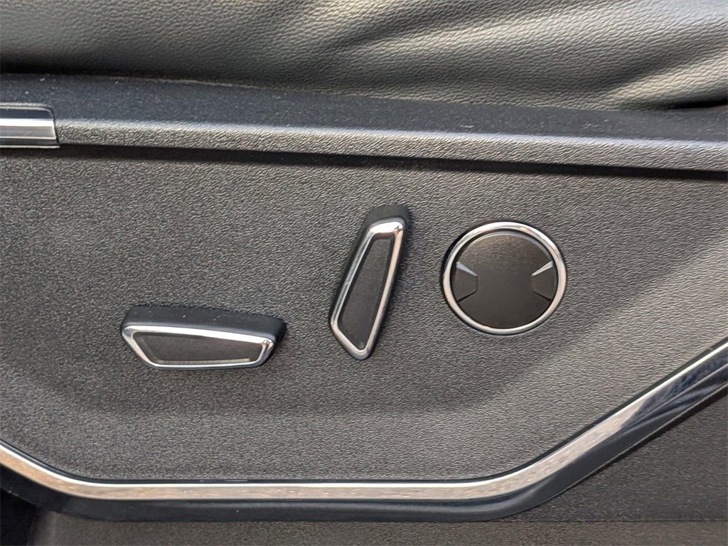 Used 2023 Ford F150 Lariat w/ Equipment Group 502A High image 20